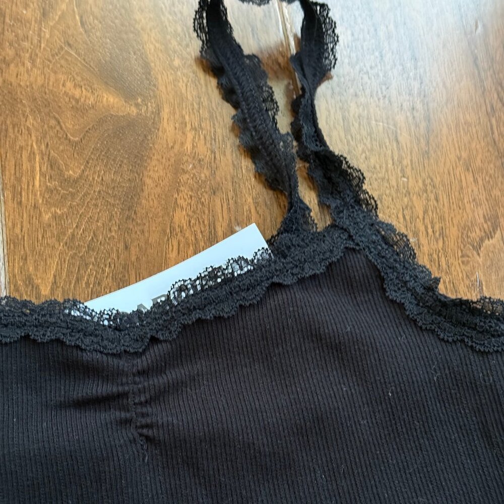 Lace Trim Ribbed Tank Top